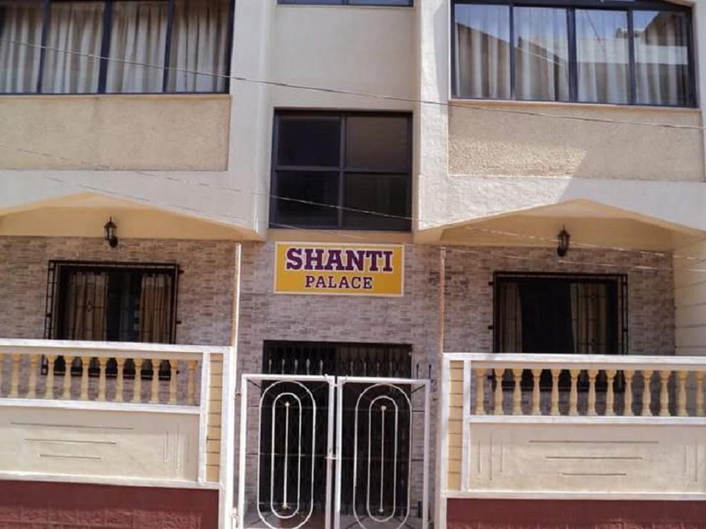 Hotel Shanti Palace Mahābaleshwar Exterior foto